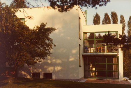 hausr2